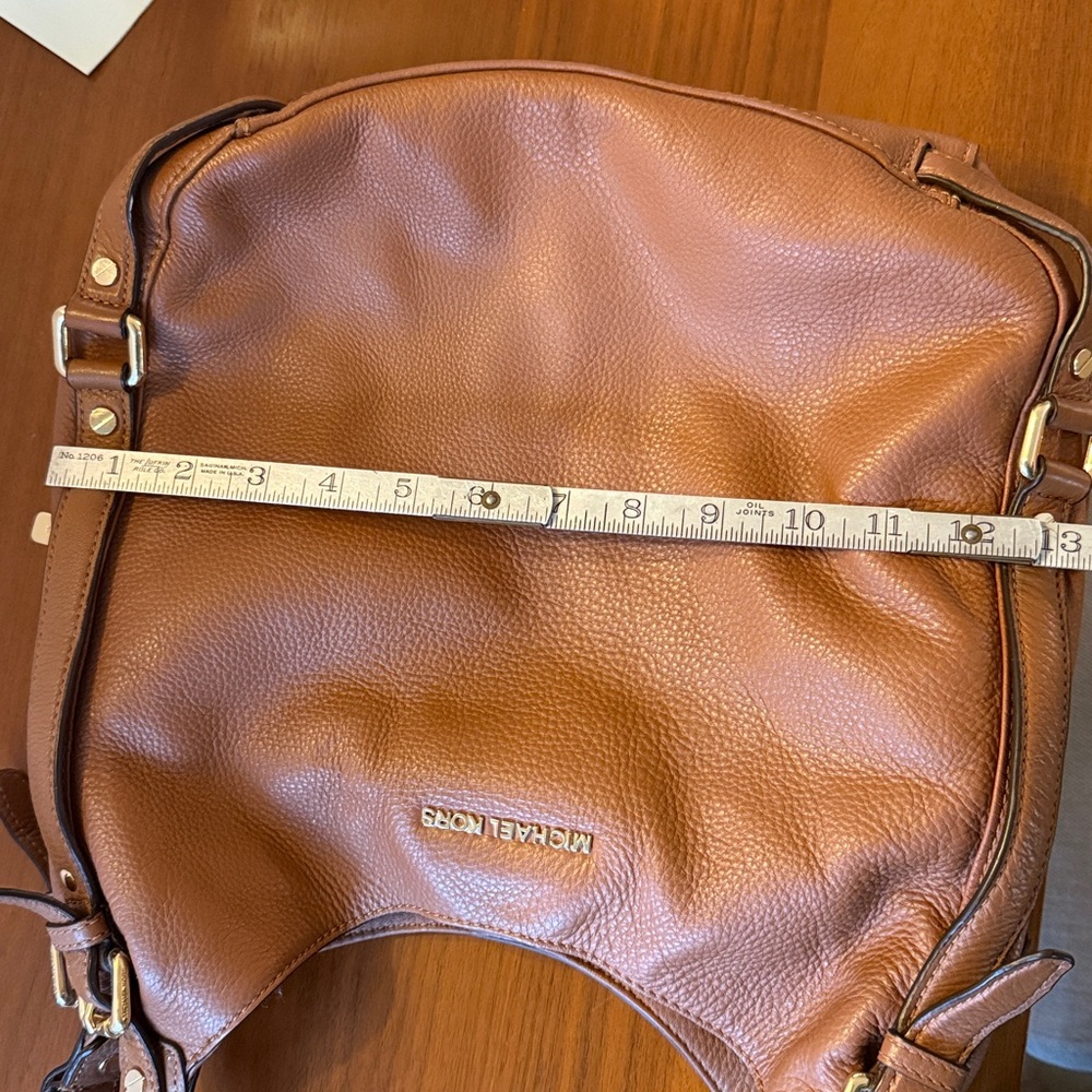 Michael Kors Bedford Belted large shoulder bag pebble brown plush leather - Picture 14 of 16